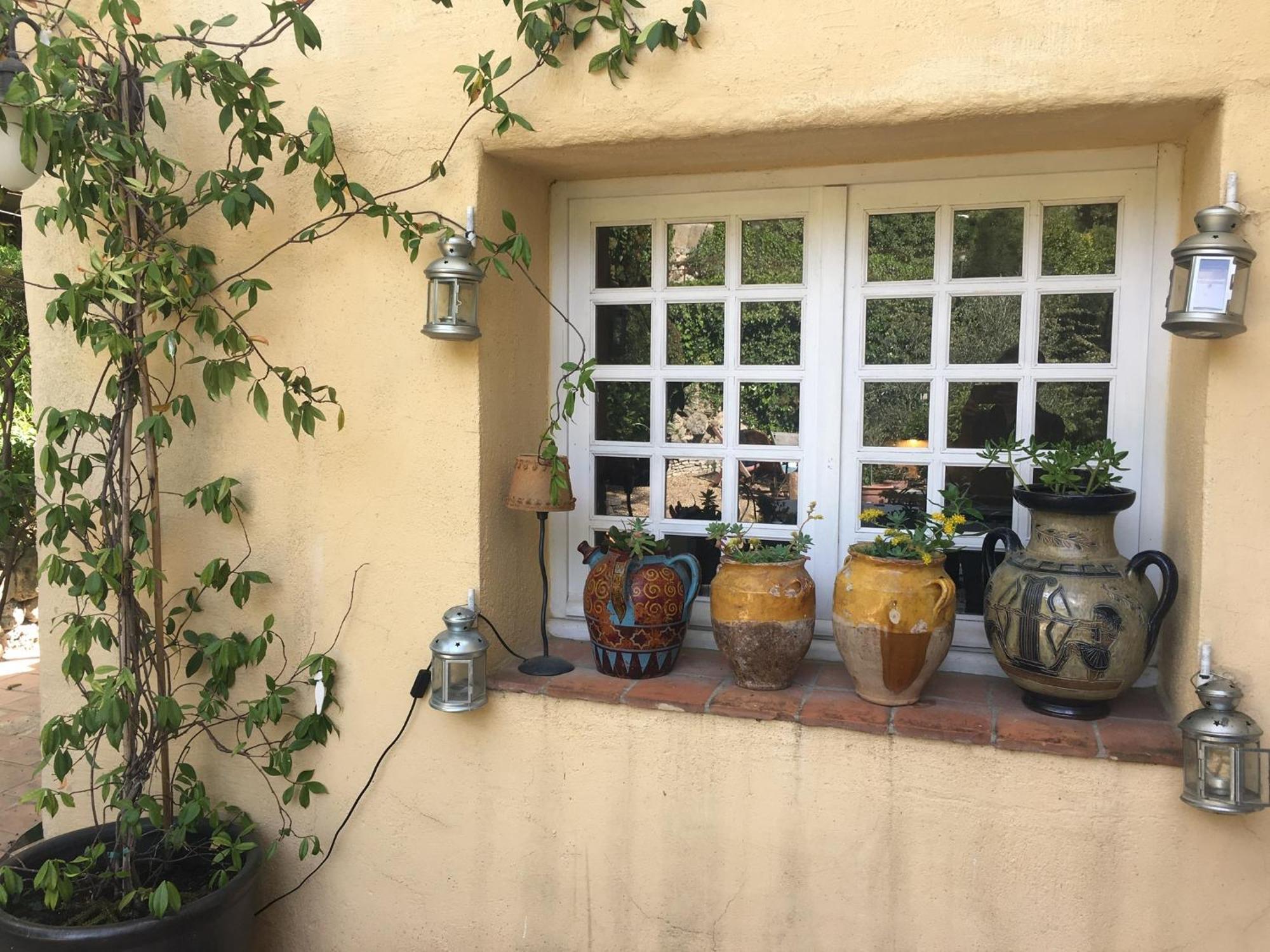 科蒂尼亚克La Cadelle别墅 外观 照片
